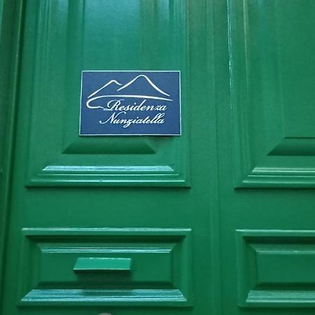 Residenza Nunziatella Apartment Naples Luaran gambar