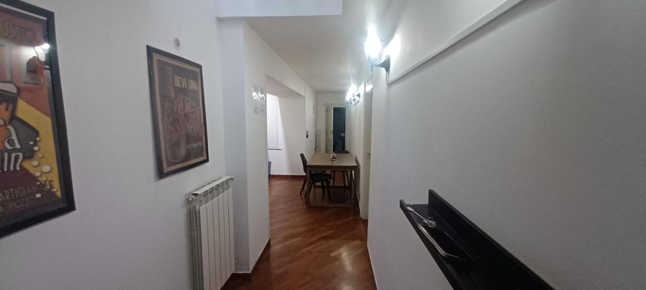 Residenza Nunziatella Apartment Naples Luaran gambar